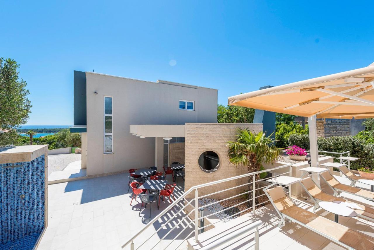 Pool Terrace Sea View Sarkic Apartman Novalja Kültér fotó